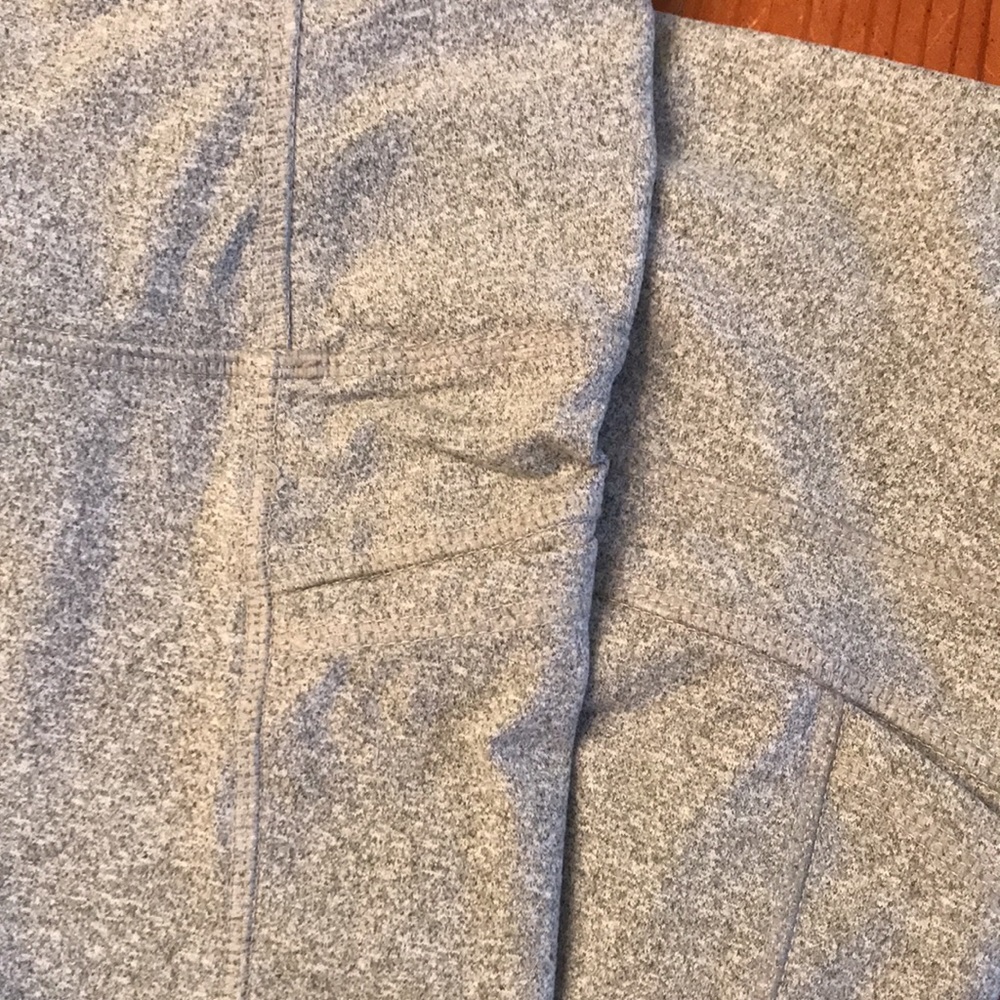 Kyodan Light Gray Leggings With Pockets. Size L. - Picture 2 of 4